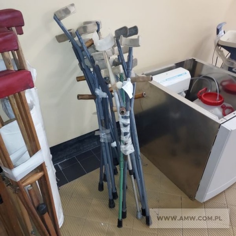 Sprzęt medyczny - pakiet zawierający 7 poz. asort. (wg oddzielnego wykazu), w tym m.in.: autoklawy, ultrasonograf, pompa infuzyjna, lasery terapeutyczne, szczudła itp.  